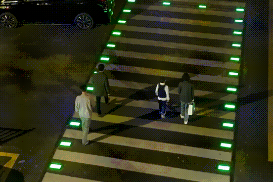 011.gif